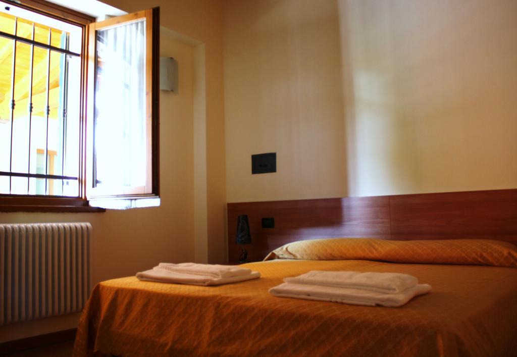 Bed&Wine Hotel Negrar Room photo
